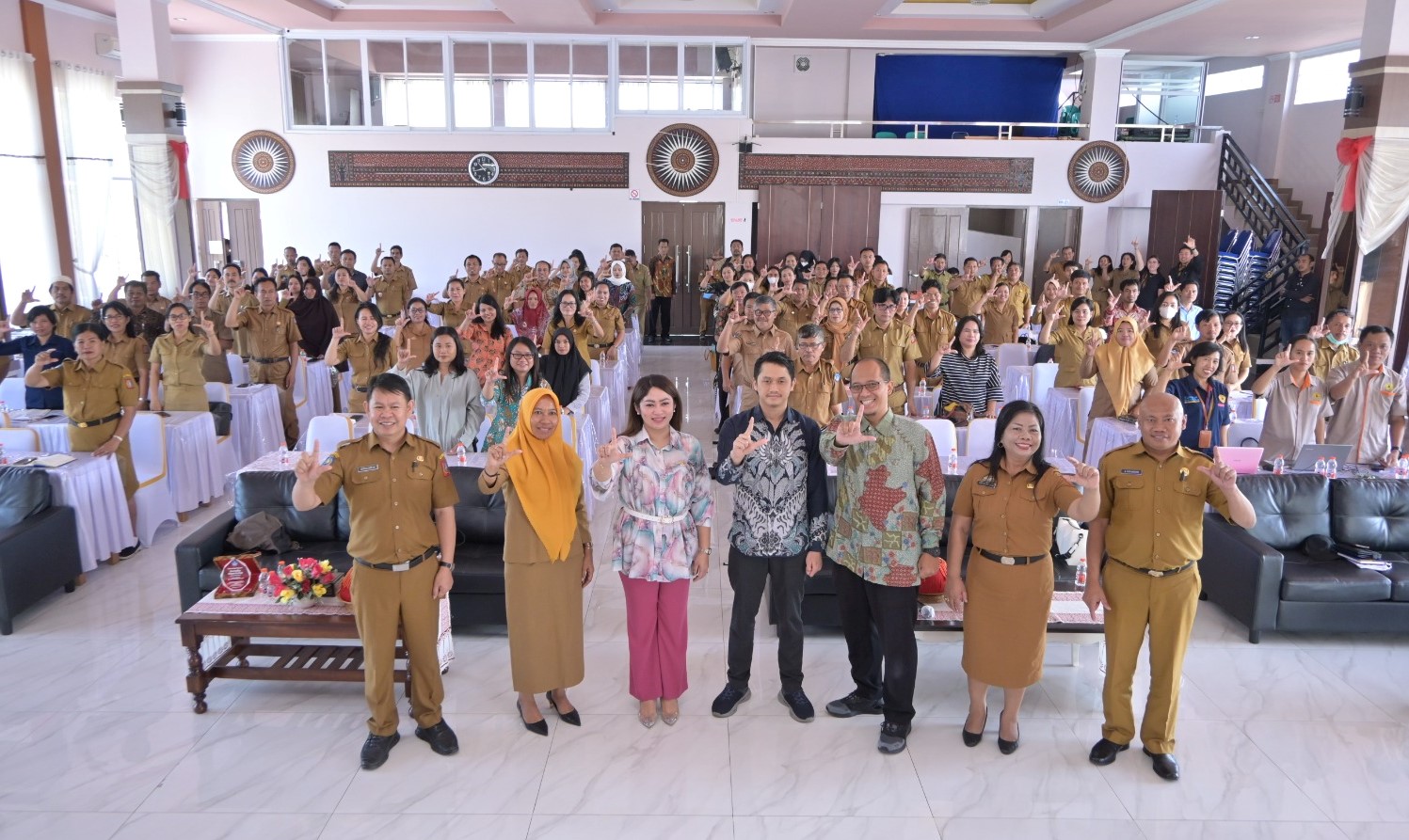 Eva Rataba Sosialisasikan Kurikulum Merdeka Di Toraja Partai NasDem